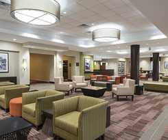 Hotel Doubletree By Hilton Grand Rapids Airport