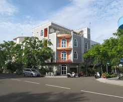 Le Vieux Nice Inn