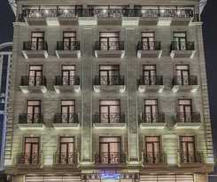 Hotel Boulevard Side