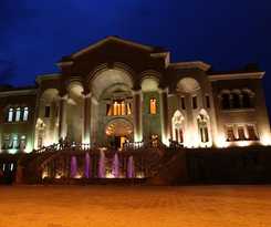 Hotel Latar Complex