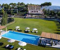 La Escondida Singular's Hotels and Restaurants