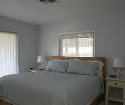 Hotel Sea Spray Resort and Marina