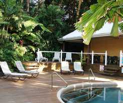 Palm Cove Tropic Apartments