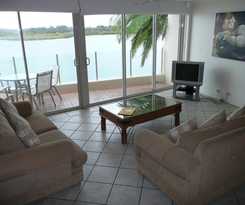 Noosa Harbour Resort