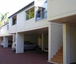 Noosa Parade Holiday Inn
