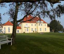 Gl. Avernæs Sinatur and Konference