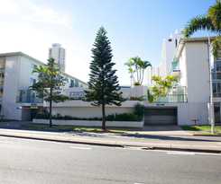 Raffles Royale