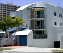 Surfers Beach Resort One