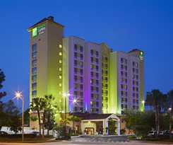 Hotel Holiday Inn Express and Suites Nearest Universal Orlando