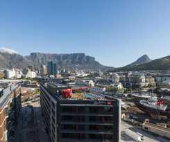 Hotel Radisson Red VandA Waterfront