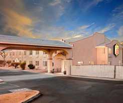 Hotel Super 8 By Wyndham Yucca Val/joshua Tree Nat Pk Area