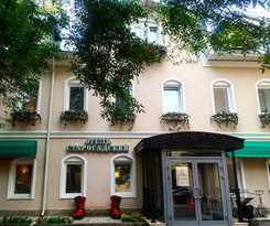 Hotel Starosadskiy