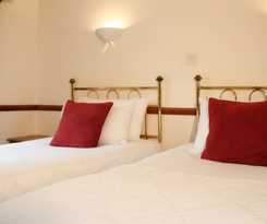 Hotel Trivelles Waterhall Country - Gatwick