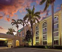 La Quinta Inn & Suites by Wyndham Sunrise