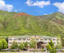 Hotel Quality Inn and Suites On The River