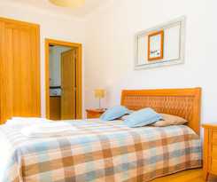 Liiiving in Nazare-Bay View Villas
