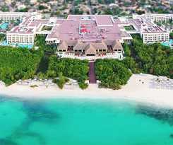 Royal Service at Paradisus La Perla