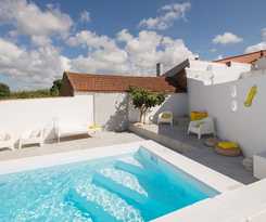 Hotel Casasupertubos