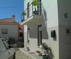 Peniche Surf Lodge -