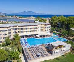 Hotel Koukounaria and Suites