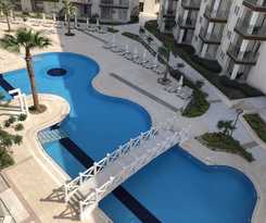 Hotel Ramada Hotel & Suites by Wyndham Kusadasi 