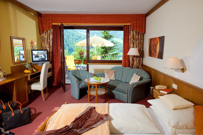 Wohlfuhl & Genusshotel Felsenhof