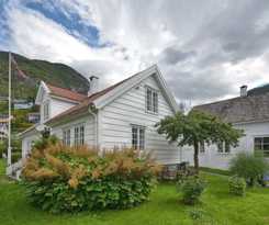 Hostal Vangsgaarden Gjestgiveri