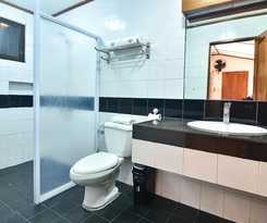 Hotel Steps Garden Resort