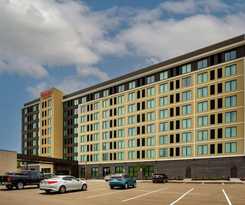 Hotel Drury Plaza North Charleston