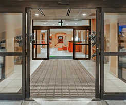 Holiday Inn and Suites Springfield - I-44, An Ihg