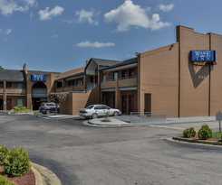 Hotel Wake Inn