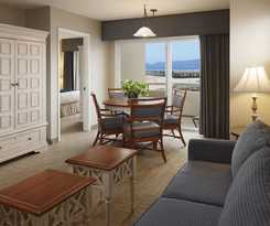 Hotel Sandcastle On The Beach