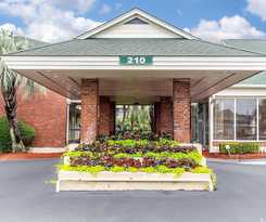 Hotel Quality Inn and Suites