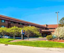 Hotel Comfort Inn and Suites North At The Pyramids