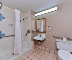 Super 8 By Wyndham Wichita Airport