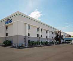 Baymont By Wyndham Detroit Airport/romulus