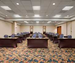 Hotel Embassy Suites By Hilton Austin Arboretum