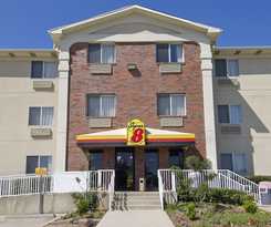 Hotel Super 8 By Wyndham Denton