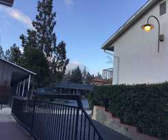 Hotel Mariposa Lodge