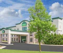 Hotel Wingate By Wyndham Green Bay/airport