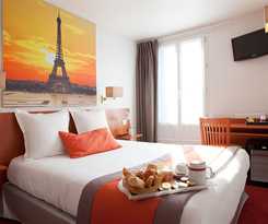 Alyss Saphir Cambronne Eiffel