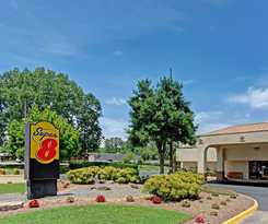 Super 8 By Wyndham Williamsburg/historic Area