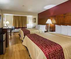 Hotel Red Roof Inn and Suites Fayetteville - Fort Bragg