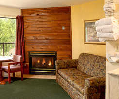 Hotel Creekstone Inn