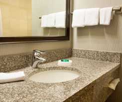 Hotel Drury Inn and Suites Columbus Grove City