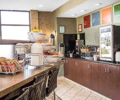 Hotel Comfort Suites Pelham Hoover I-65