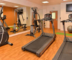 Comfort Suites At Virginia Center Commons