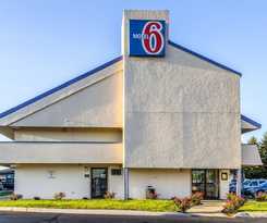 Motel 6 Grove City, Oh