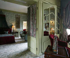 Hotel Ch&acirc;teau De Mirambeau