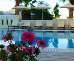 Sun Rise Studios and Apartments